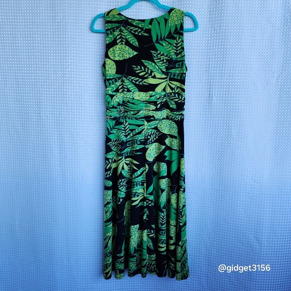GREEN TROPICAL SLEEVELESS MAXI DRESS WITH RUCHED WAIST BY AA STUDIO - SIZE 8 EUC - Picture 2 of 7